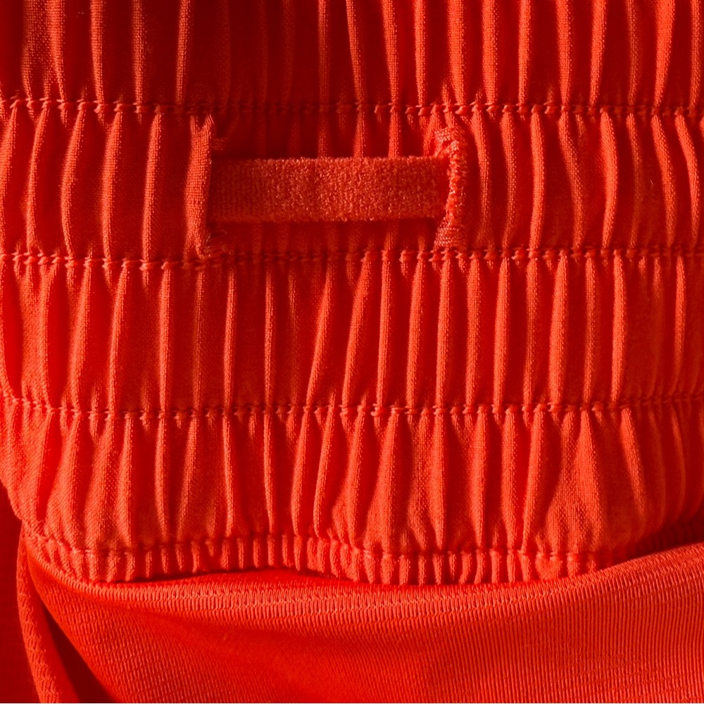 Athleta High Rise Weekender Shorts - Picture 3 of 3